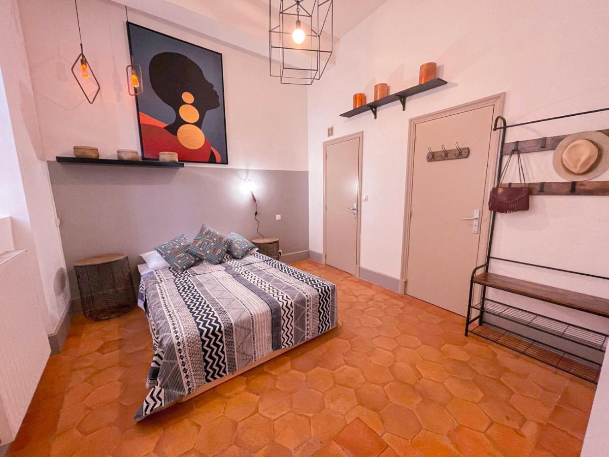La Croix - Hyper Centre - Palais Des Papes Et Pont D'avignon - Wifi Apartment *